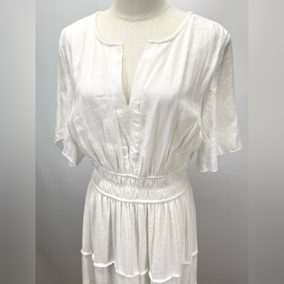 J. GEE White split V neckline Lace hem Maxi Dress size 2X - Picture 2 of 14